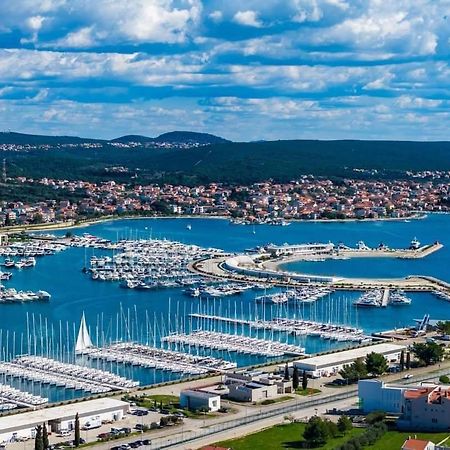 Apartmani Svitlana Sukošan Exterior foto
