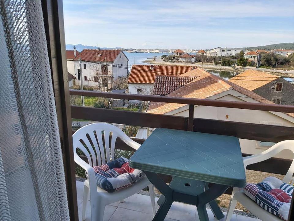 Apartmani Svitlana Sukošan Exterior foto