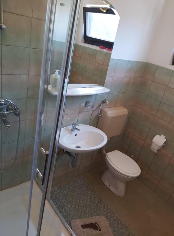Apartmani Svitlana Sukošan Exterior foto