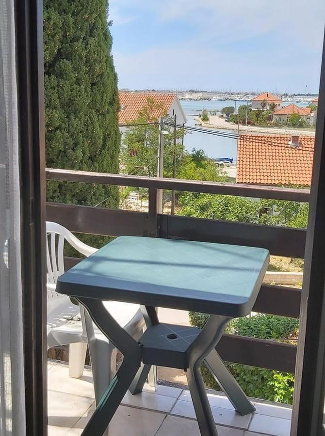 Apartmani Svitlana Sukošan Exterior foto