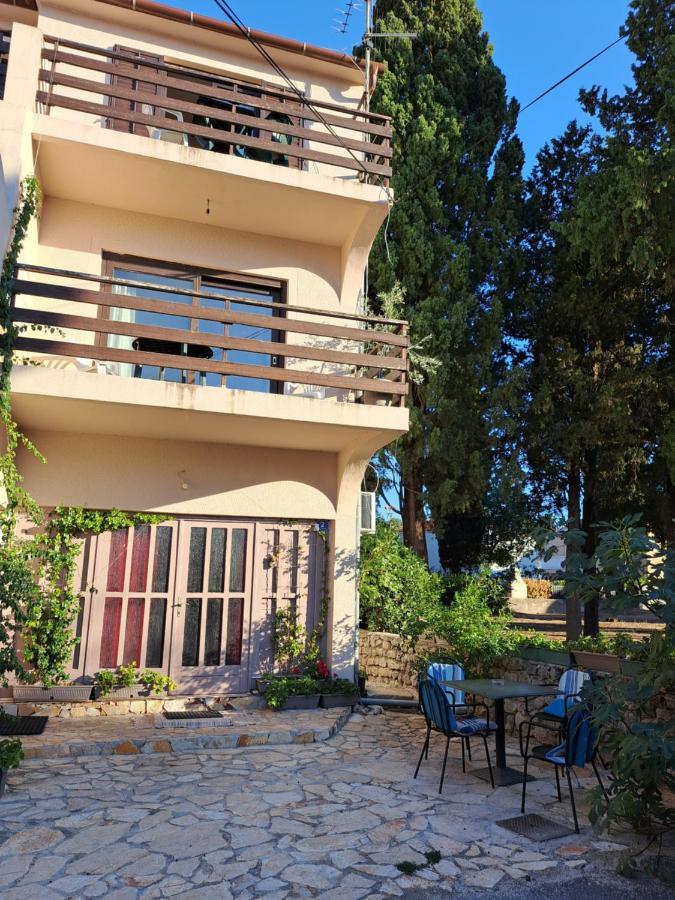 Apartmani Svitlana Sukošan Exterior foto